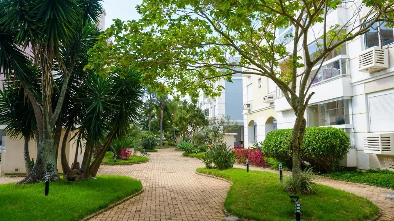 Villa Giardino: Beachfront Condo with Pool and Sports Facilities Florianopolis Brazil